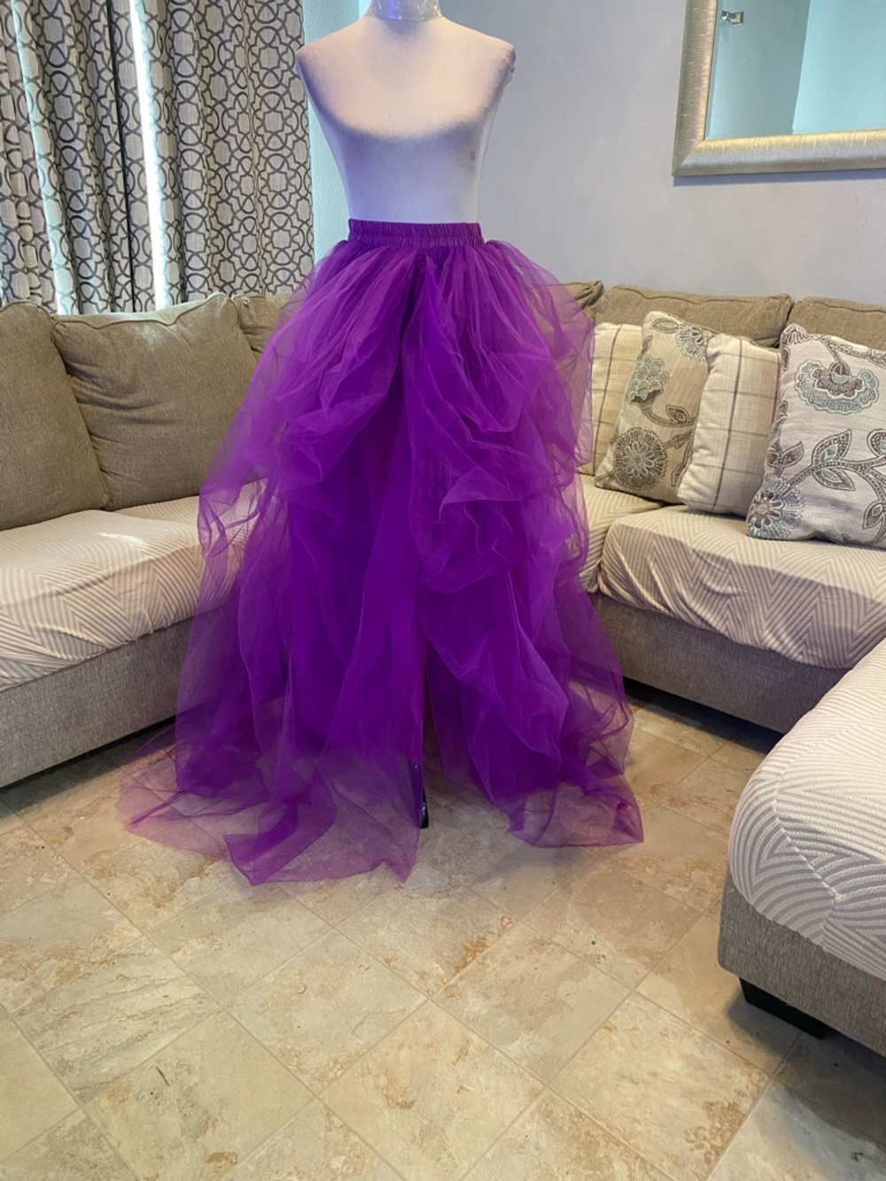 New Women Small Purple ruffled maxi tulle skirt with elastic waistband and Slit - Picture 2 of 8